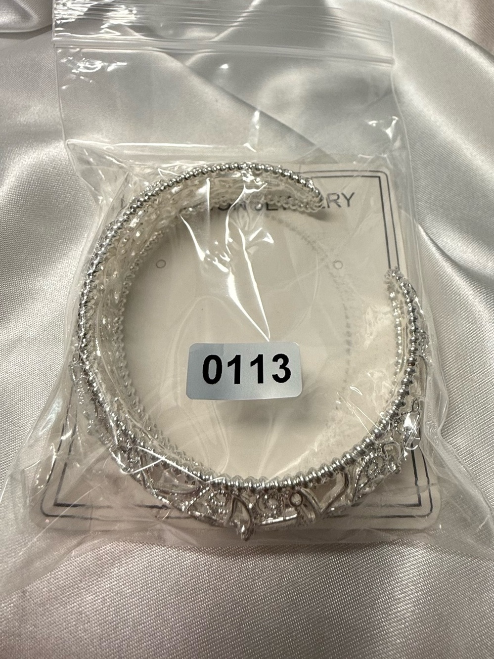 Fashion Jewelry Silver Filigree Floral Bangle Bracelet - Picture 6 of 6